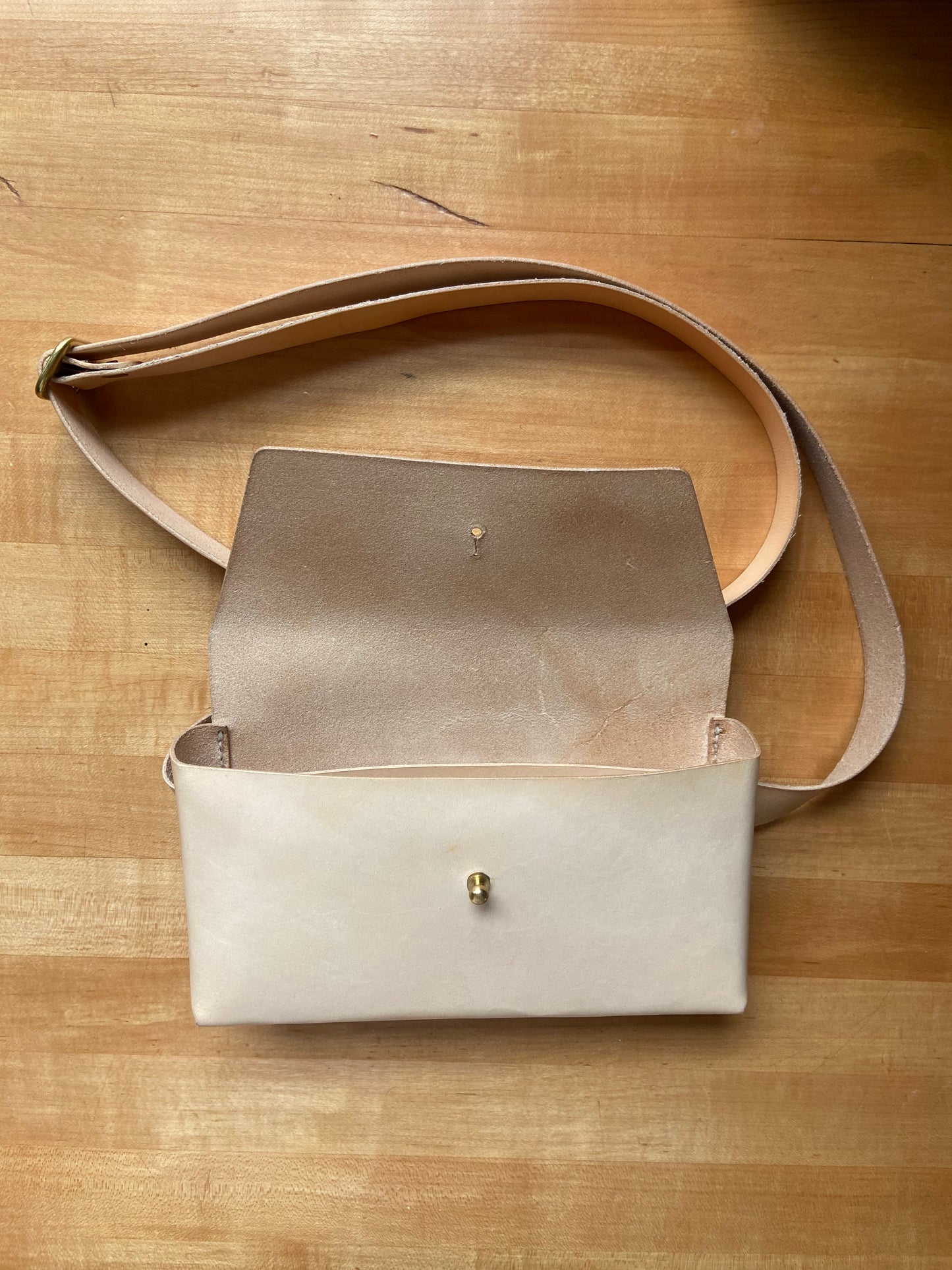 Selby Sling Bag - Natural